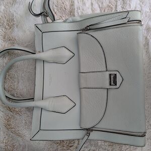 Elegant Mint Leather Tote Bag